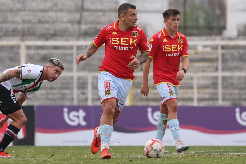 Emiliano Vecchio confirmó que no seguirá en Unión Española - Créditos: Photosport