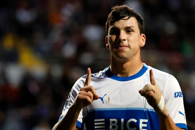 Gonzalo Tapia estaría negociando con River Plate - Créditos: Photosport