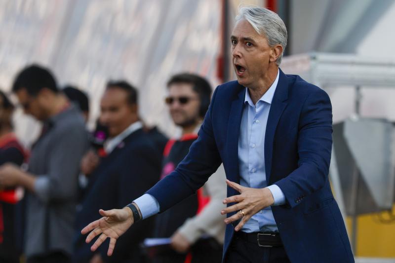 Tiago Nunes espera caras nuevas - Créditos: Photosport.