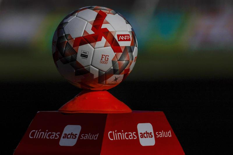 El fútbol chileno ya tiene fechas tentativas para la temporada 2025 - Créditos: Photosport