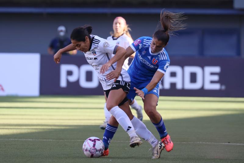 Colo Colo se quedó con el superclásico femenino y se coronó campeón del fútbol chileno - Créditos: Phtoosport