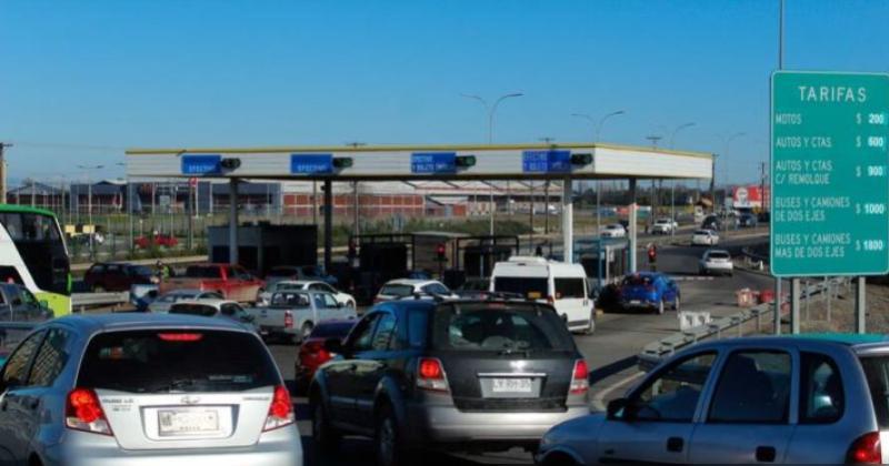 Agencia Uno - Gobierno anuncia rebaja de peajes en carreteras durante las fiestas de fin de año: Revisa acá cuáles son