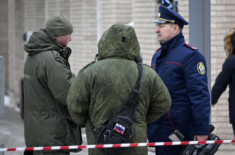AFP News - Alto mando militar de Rusia muere fuera de un edificio tras atentado explosivo: Ucrania se habría adjudicado el ataque