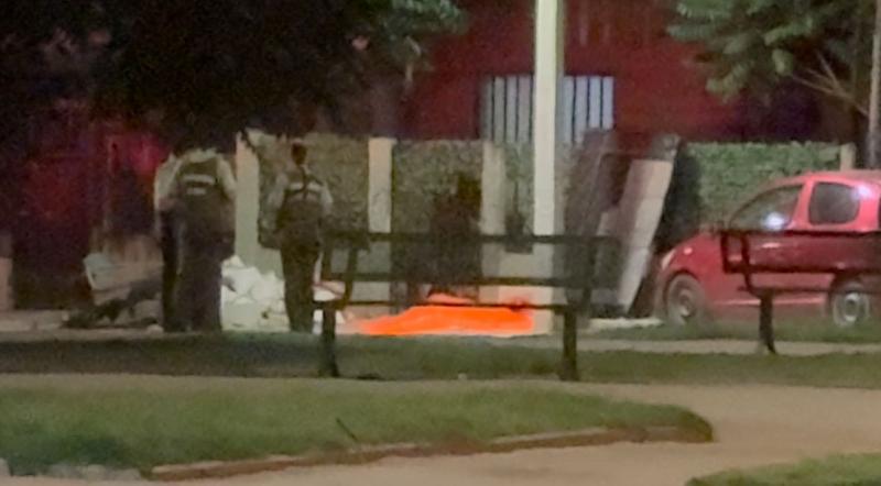 Un fallecido y un herido tras balacera en Estación Central