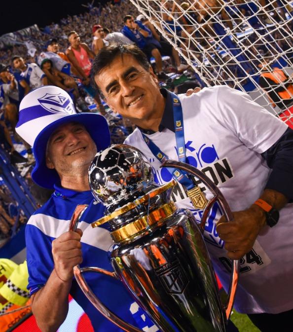 Gustavo Quinteros es campeón en Argentina - Crédito: X @LigaAFA