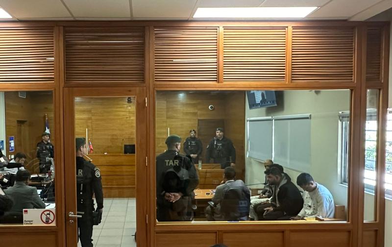 Decretan prisión preventiva para los cuatro detenidos por explotación sexual contra mujeres cerca de La Moneda