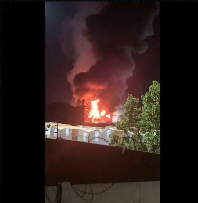 Incendio estructural en Buin: Bomberos trabajan en el sinestro - X @fdo2000