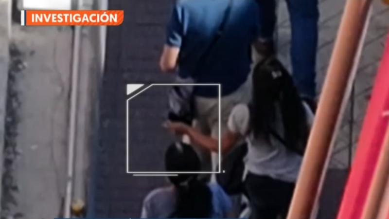 Así operan 'Las Leonas' en el casco histórico de Santiago - T13