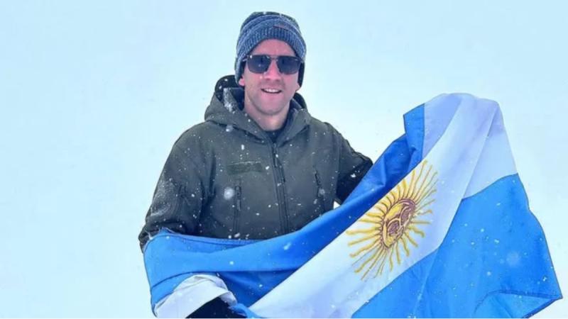 Nahuel Gallo - Redes sociales