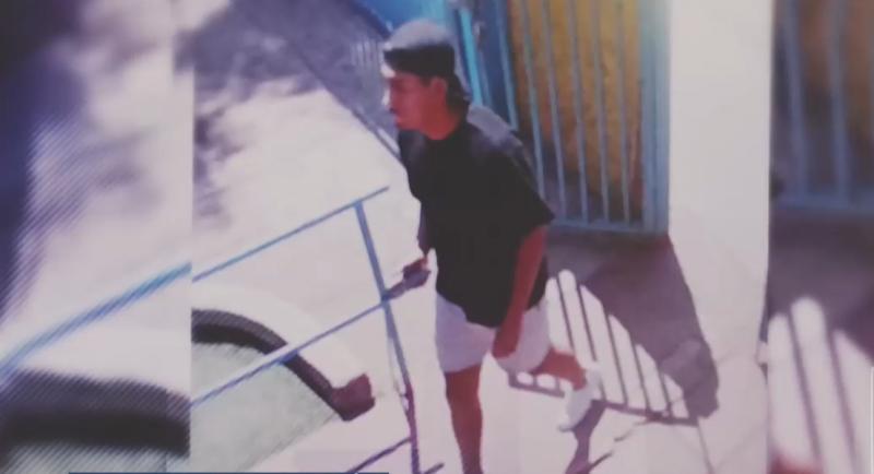 La foto de Valentín Vidal en colegio donde retiró a menor de edad