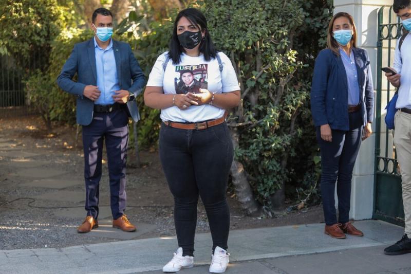 Agencia Uno - Viuda del cabo Eugenio Naín