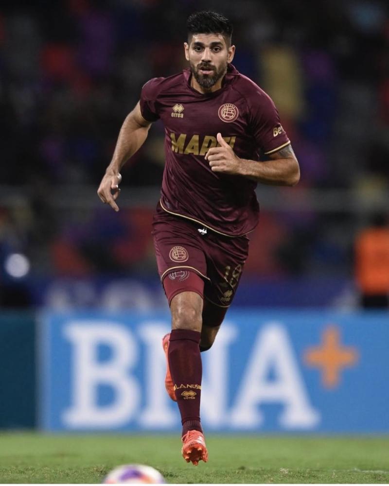 Leandro Díaz pidió perdón por su último incidente y aseguró que seguirá en Argentina - Créditos: @Clublanusoficial