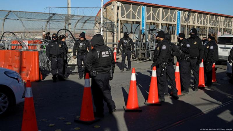 México niega entrada de avión de EEUU con deportados | DW