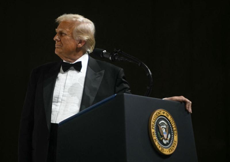 AFP News - Donald Trump retira a Estados Unidos de la Organización Mundial de la Salud en su primer día de mandato