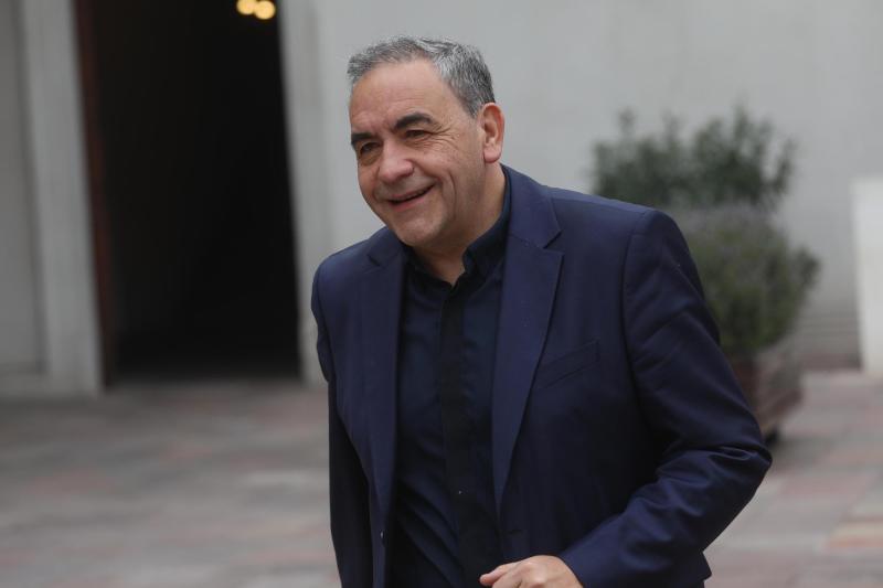 Agencia Uno - Senador Fidel Espinoza