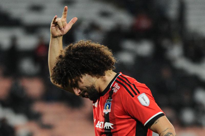 Maximiliano Falcón muy cerca de partir de Colo Colo - Créditos: Agencia Uno