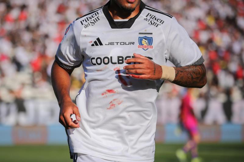 Colo Colo enfrentará la pretemporada con su nueva piel - Créditos: Agencia Uno