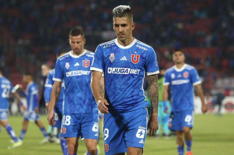 U de Chile se alista para presentar la nueva camiseta - Créditos: Agencia Uno
