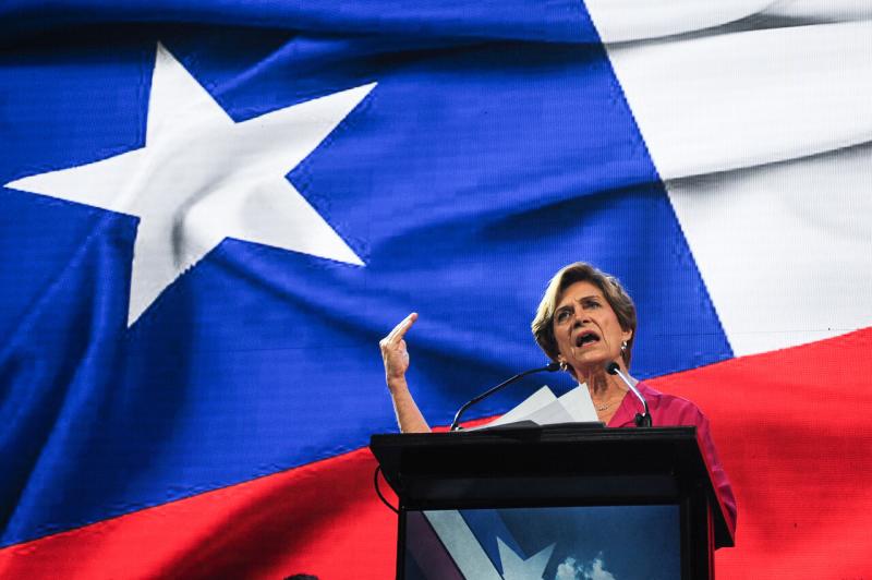 Agencia Uno - La UDI proclama a Evelyn Matthei como su candidata presidencial