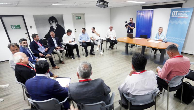 Agencia UNO - Sifup levantó el paro tras llegar a acuerdo con ANFP y volverá el fútbol chileno