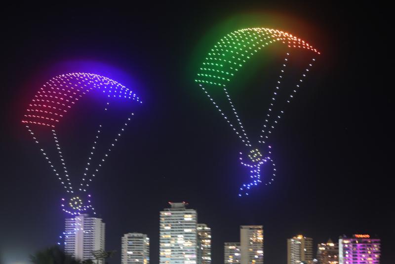 ATON - El espectacular show de drones con que Iquique recibió el 2025