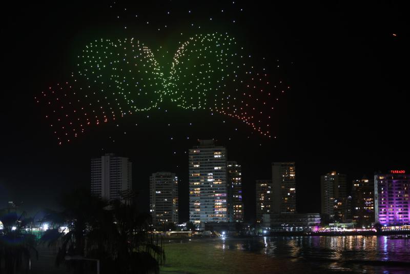 ATON - El espectacular show de drones con que Iquique recibió el 2025