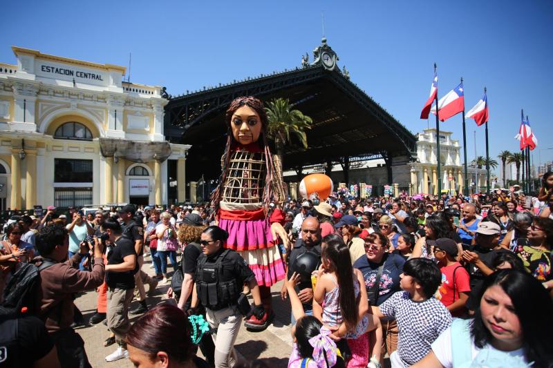 La historia de la marioneta gigante Amal - Aton