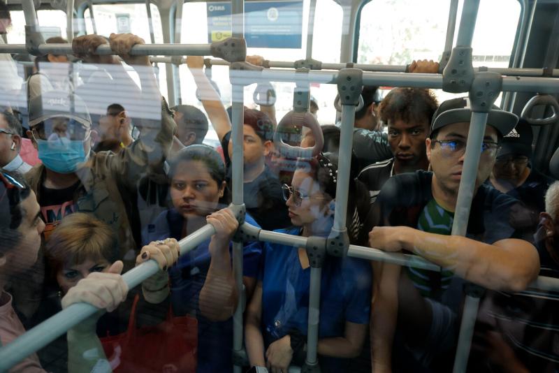 Aton - Cierre de siete estaciones de Metro de Santiago