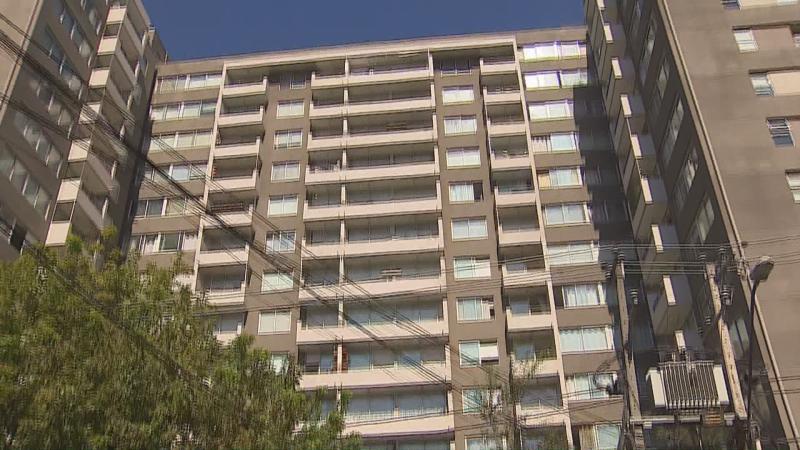 T13 - Conserje de edificio de Ñuñoa