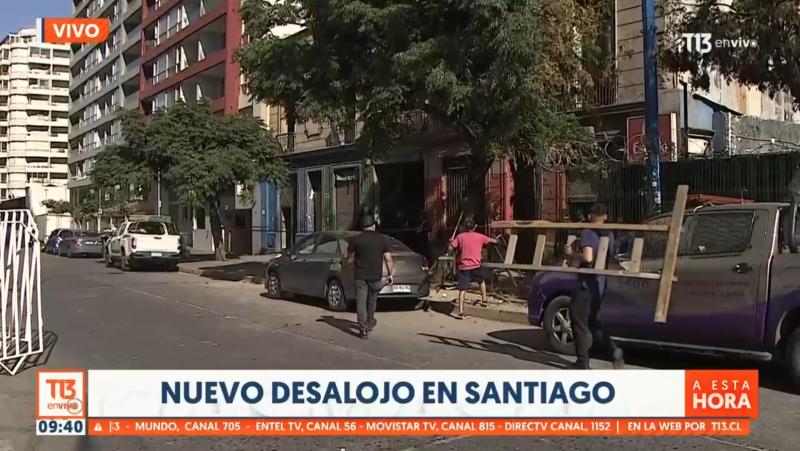 T13 - Demolerán casas y locales tomados en Santiago