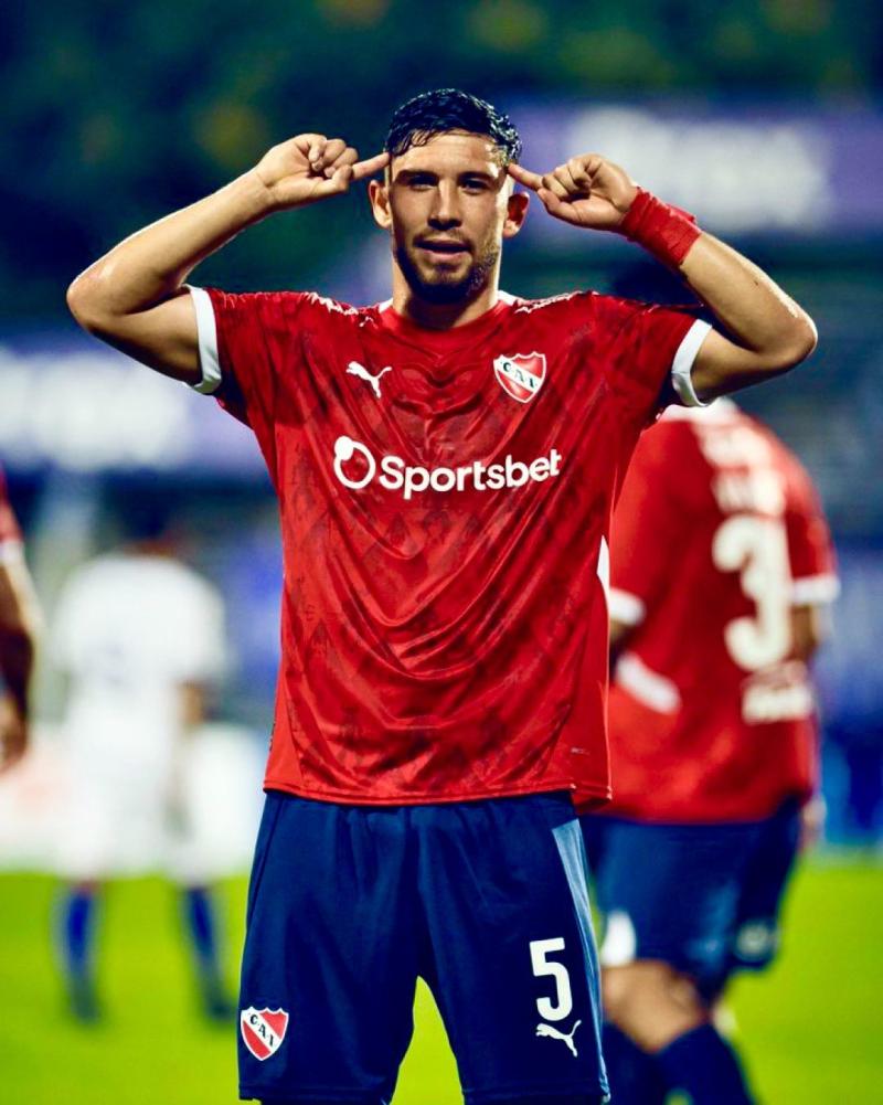 Felipe Loyola brilla en goleada de Independiente - Créditos: Redes Sociales