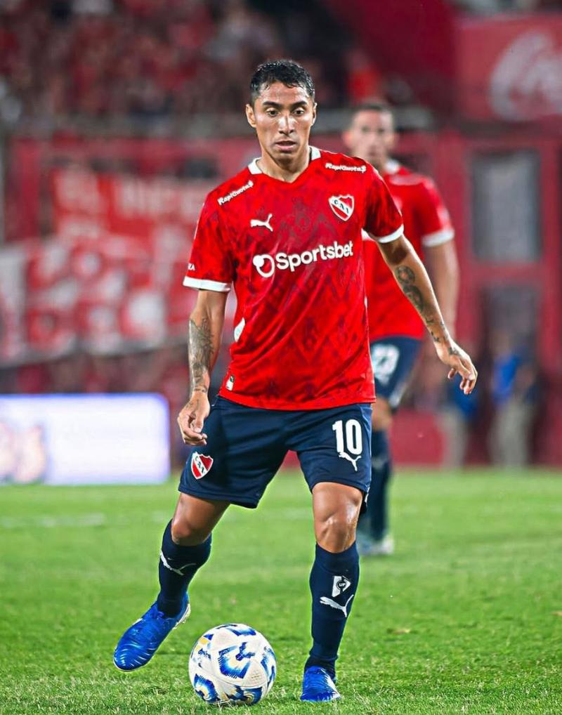 Prensa argentina se rinde ante Luciano Cabral - Créditos: Redes Sociales