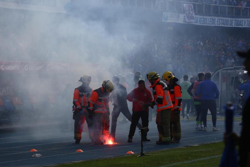 Azul Azul tuvo que pagar millonaria multa al fisco por incidentes en el Clásico Universitario de 2023 - Créditos: Photosport