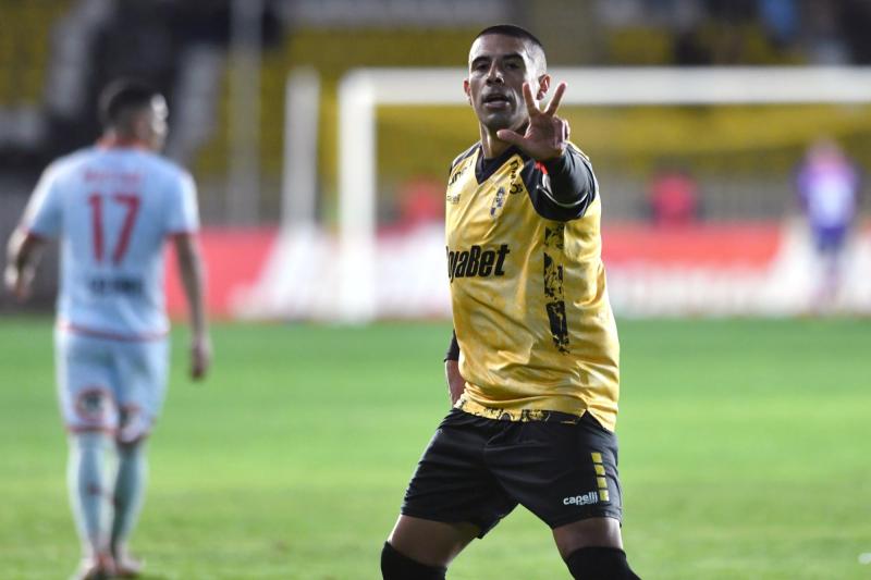 Photosport - Dylan Glaby en Coquimbo Unido