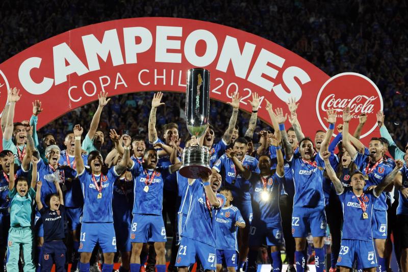 U de Chile sigue buscando refuerzos para la temporada 2025 - Créditos: Photosport