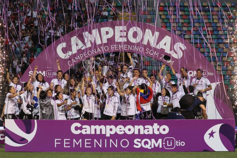 Colo Colo es el actual tricampeón del fútbol femenino - Créditos: Photosport