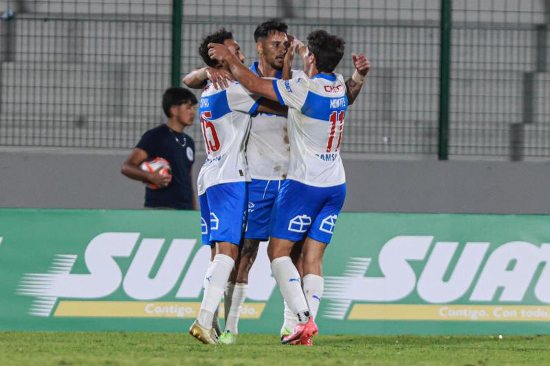 Zampedri se matriculó con un doblete en el triunfo de la UC ante Atlético Tucumán - Créditos: Photosport