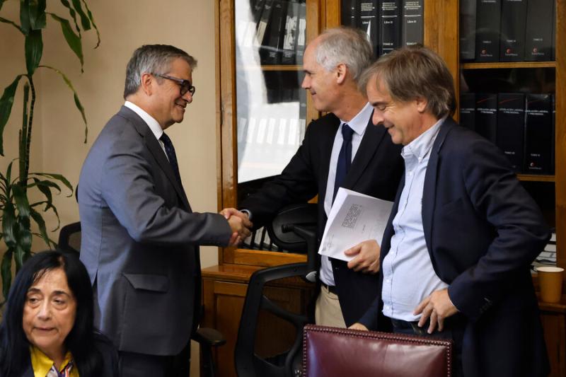 ATON - Gobierno y oposición acuerdan reforma de pensiones