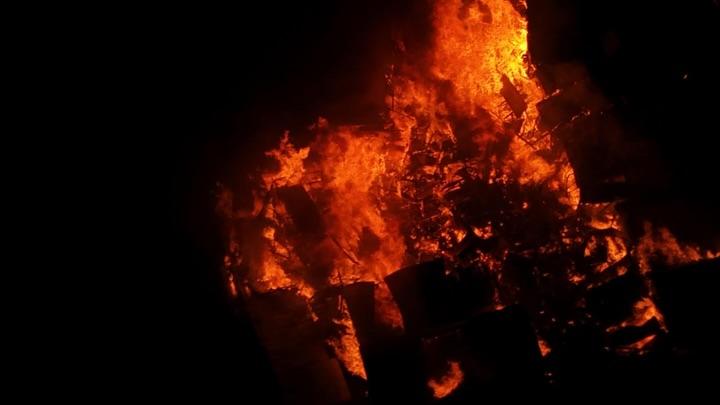 Grave incendio deja un fallecido y 14 viviendas afectadas en Colina - Tu Canal Colina