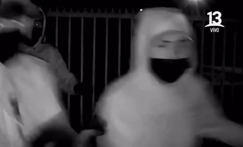 "Pégale un balazo": El brutal registro de asalto a adultos mayores en Conchalí