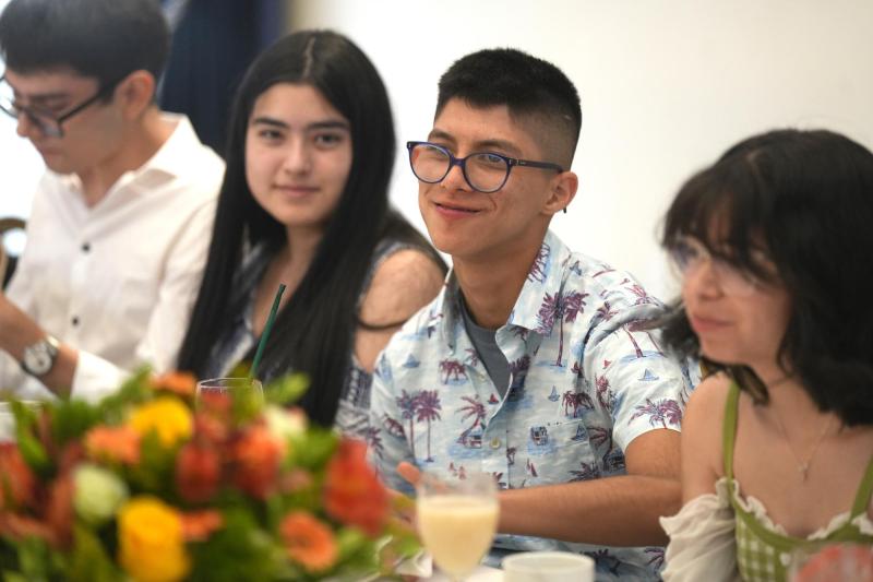 Dos pacientes de la Teletón lograron Puntaje Nacional - Cedida