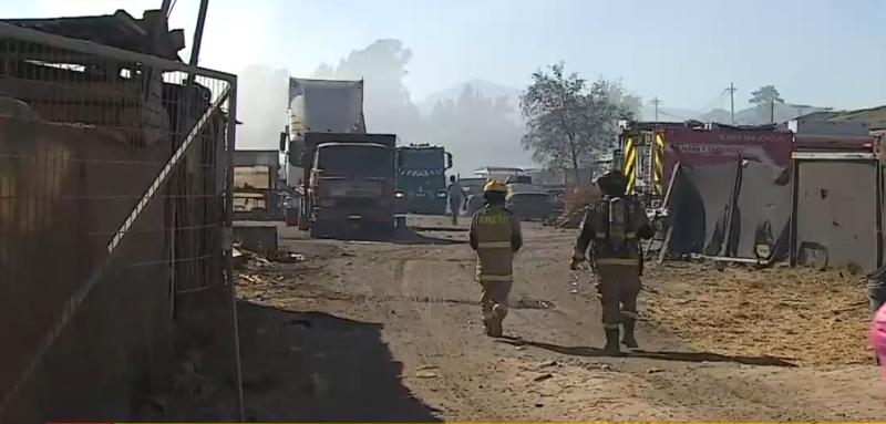 T13 - Alerta roja en Peñaflor por incendio forestal