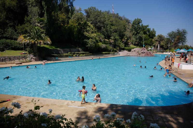 Jornada calurosa en Santiago - Agencia Uno