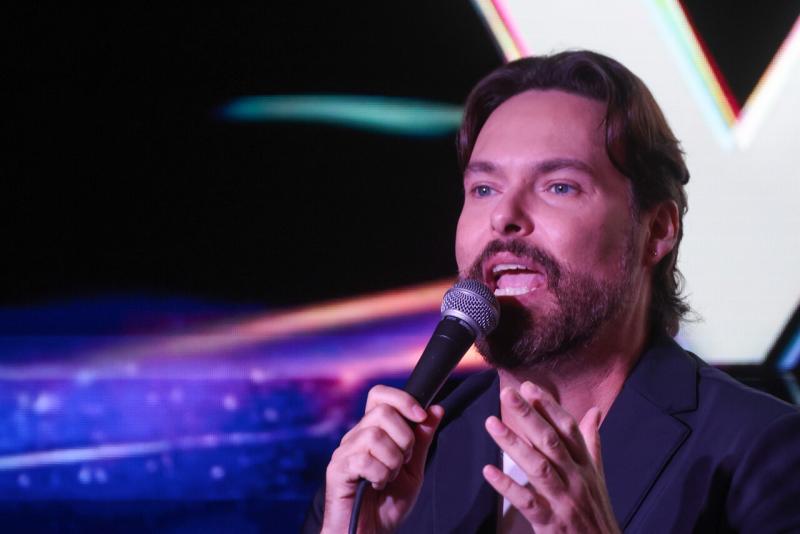 Agencia Uno - George Harris