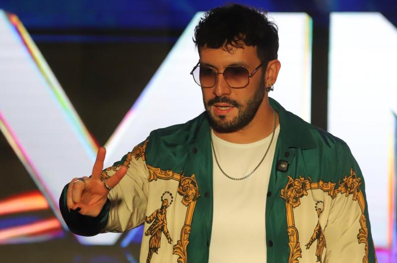 Agencia Uno - "Listos para reír sin cesar: Humoristas envían mensajes a Edo Caroe en la previa de su presentación en Viña 2025