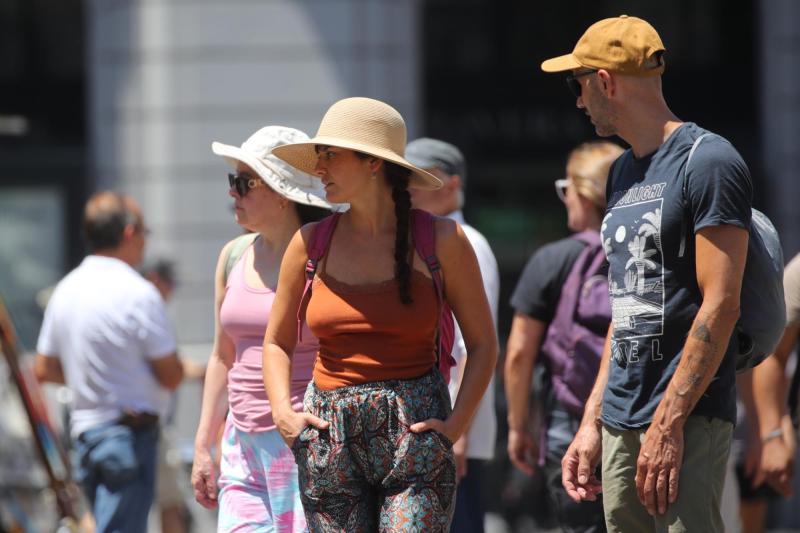 Aton - Calor en Santiago