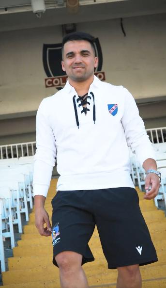 Camiseta conmemorativa de Colo Colo en su centenario - Créditos: Captura