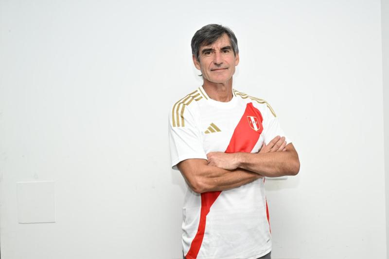 Óscar Ibañez es el nuevo entrenador peruano - Créditos: Perú