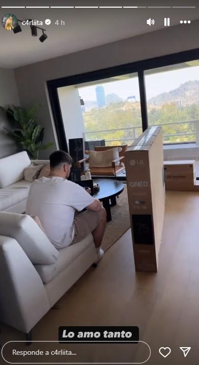 Instagram 'Carlita' Inostroza - La influencer y Matt Hunter se preparan para ver el Super Bowl