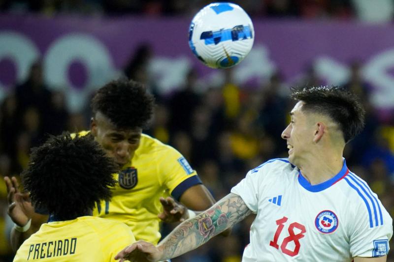 Chile recibirá a Ecuador en marzo próximo - Créditos: Photosport